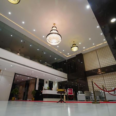 Royal Bliss Hotell Patna  Exteriör bild