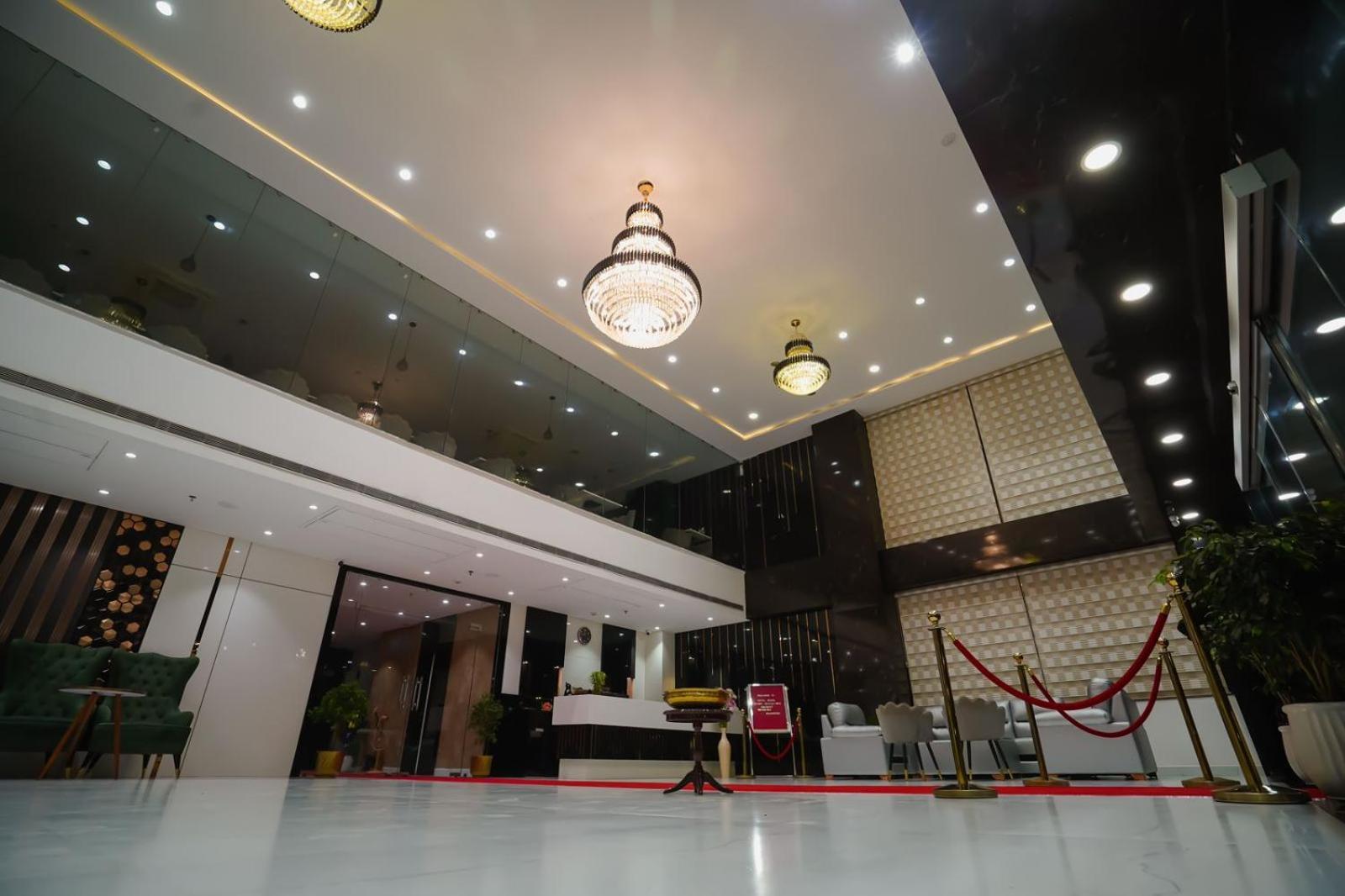 Royal Bliss Hotell Patna  Exteriör bild