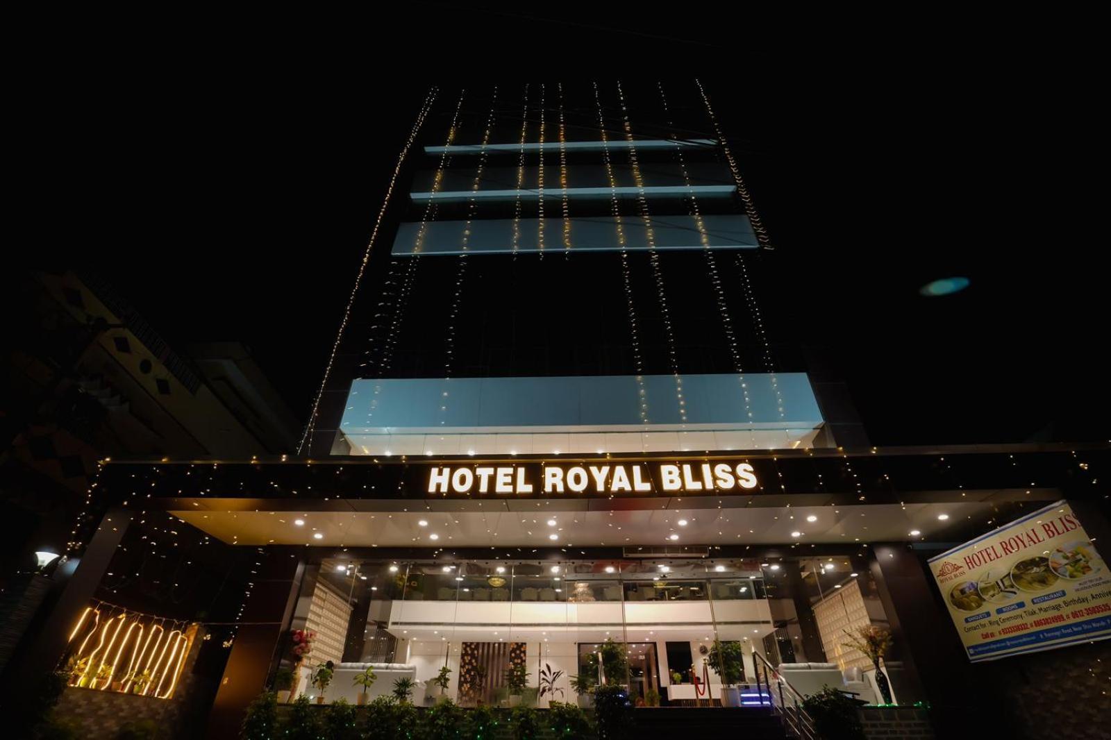 Royal Bliss Hotell Patna  Exteriör bild